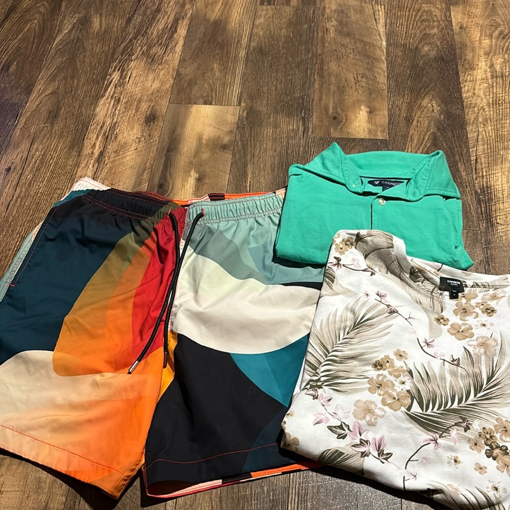 Express shorts express floral tshirt and cremieux shirt medium